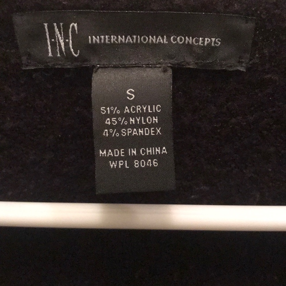 Sweater - Picture 2 of 2